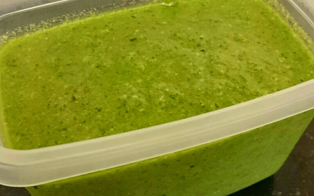 Molho pesto fácil