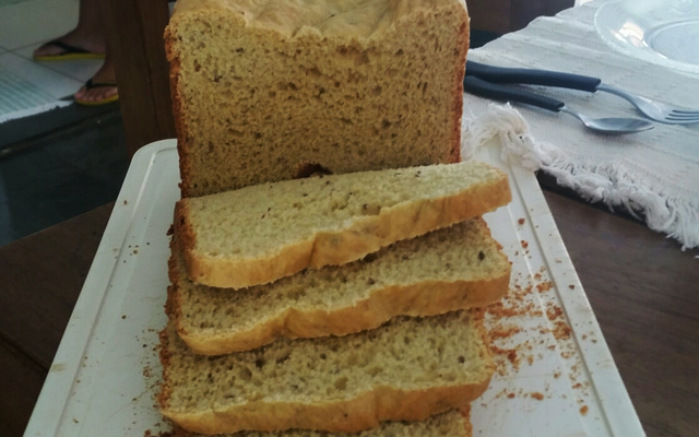 Pão de milho na máquina de pão