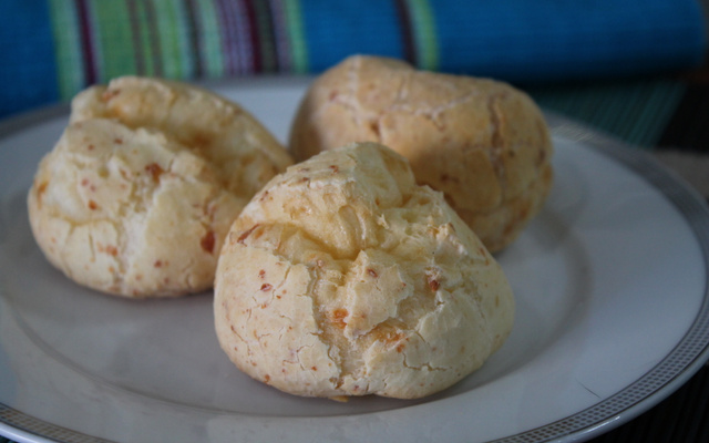 Pão de queijo 3 ingredientes