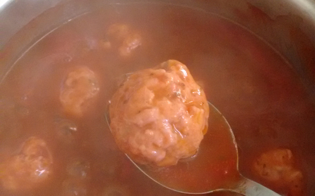 Almôndegas de linguiça