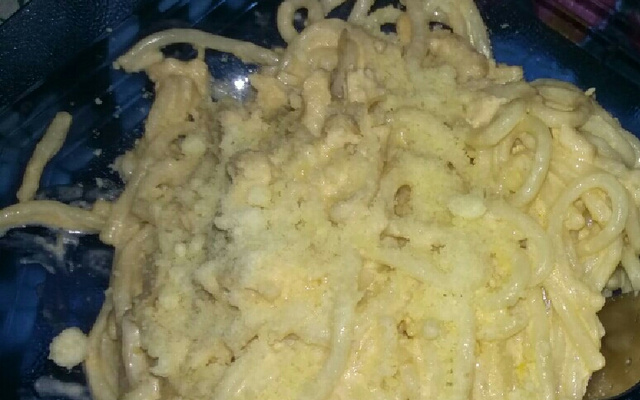 Macarrão ao molho de frango