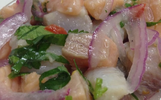 Ceviche de Salmão e Saint Peter