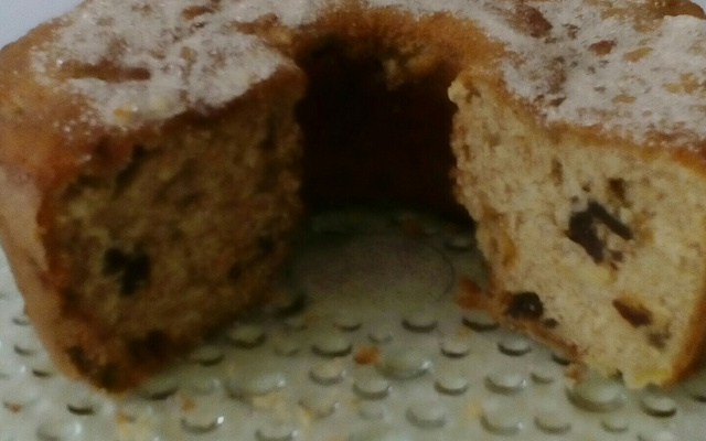 Bolo de maçã com frutas secas