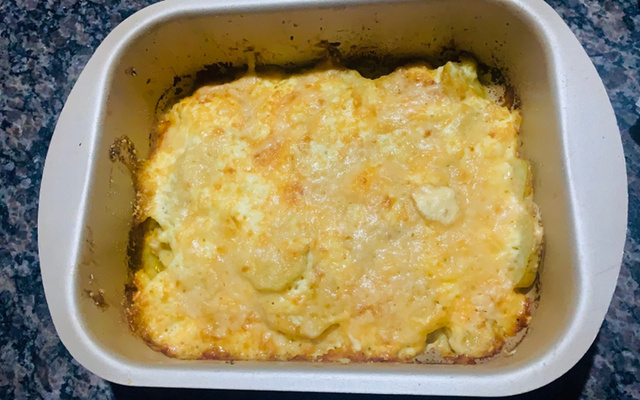 Filé de frango com batatas ao forno