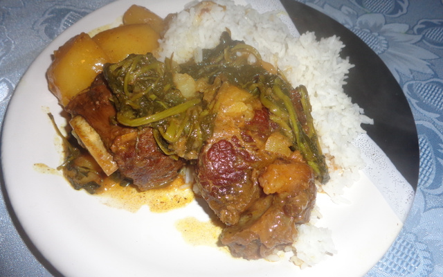 Costela com batatas da Cris