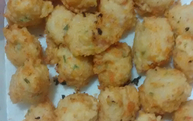 Bolinho de arroz com mussarela