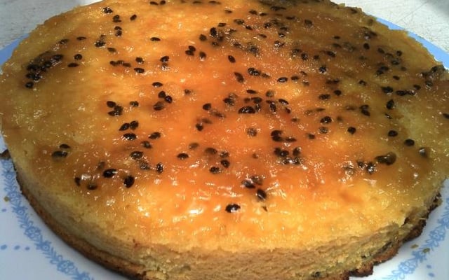 Bolo calda de maracujá