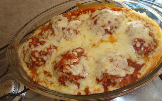 Polpetone assado e recheado