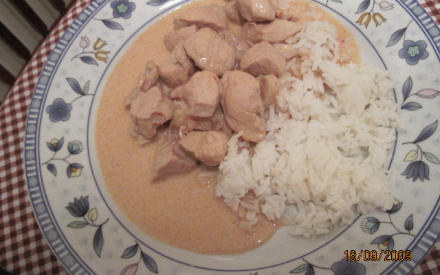 Frango cremoso na cerveja preta Nilsen