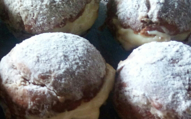 Sonho de creme (assado)