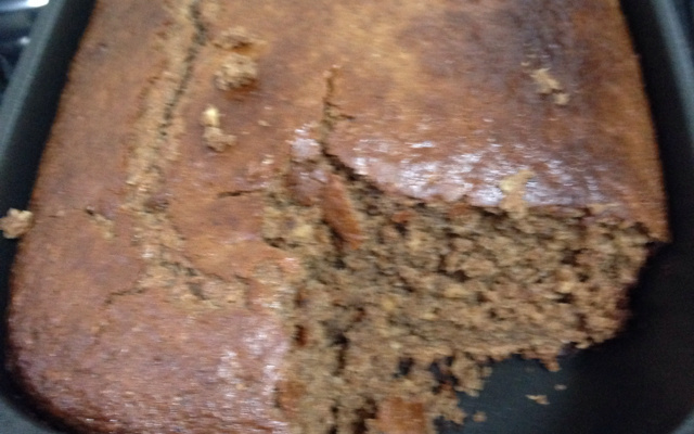 Bolo simples de aveia e açúcar mascavo