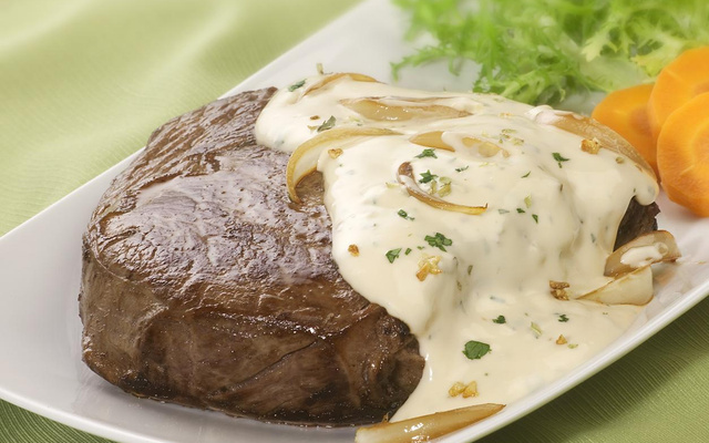 Bife acebolado - apartamento 503 (Nalva)