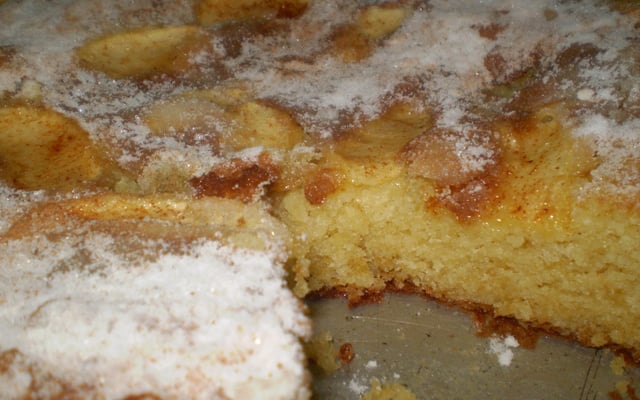 Bolo de maçã com laranja