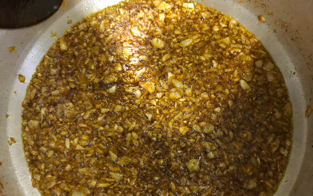 Farofa de PTS acebolada