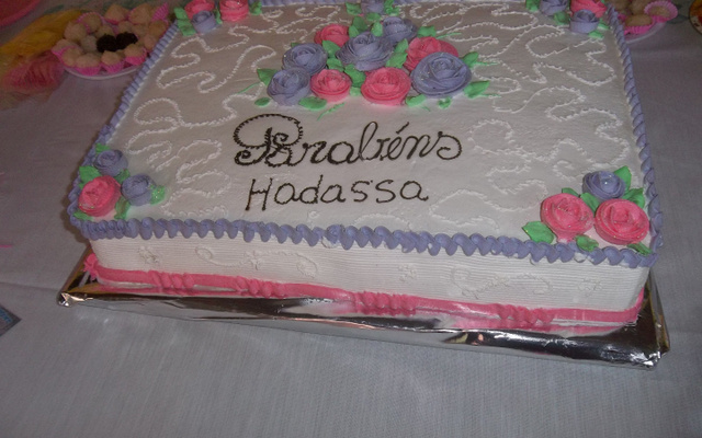 Bolo de aniversário com papel de arroz