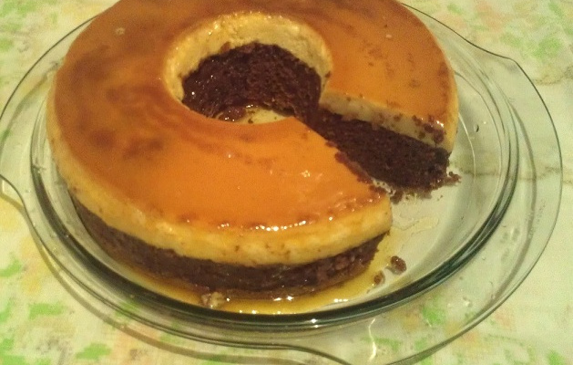 Bolo pudim de chocolate