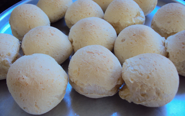 Pão de queijo com batata