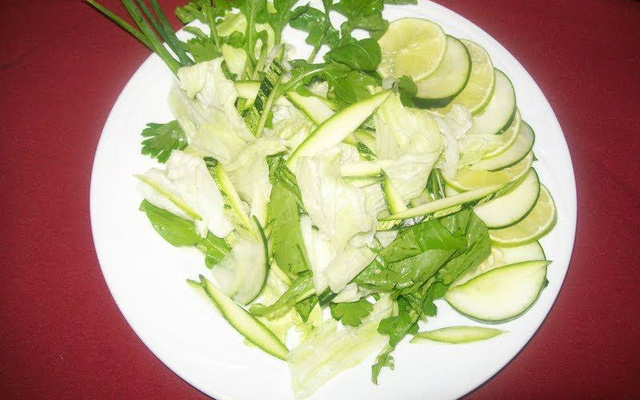 Salada verde à moda Coutinho