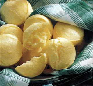 Pão de queijo japonês