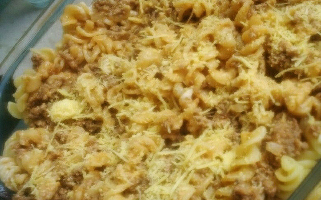 Macarrão com carne moída