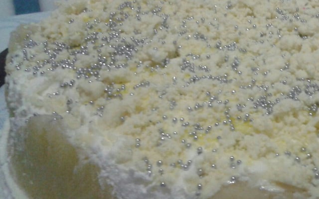Bolo de abacaxi gelado