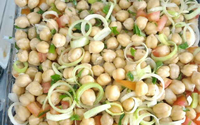 Salada de grão-de-bico