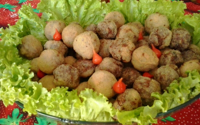 Bolinho de carne moída simples