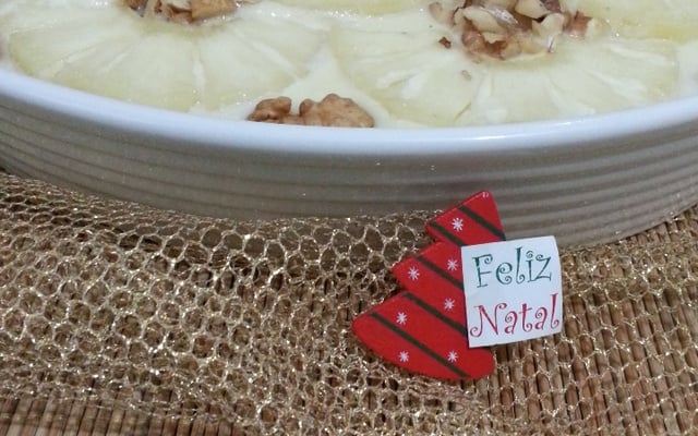 Surpresa de Abacaxi da Line