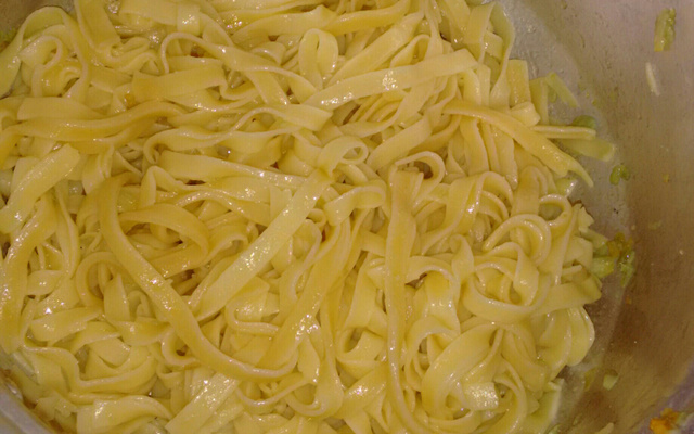 Macarrão ao alho e óleo especial