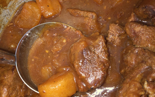 Carne de panela com mandioca