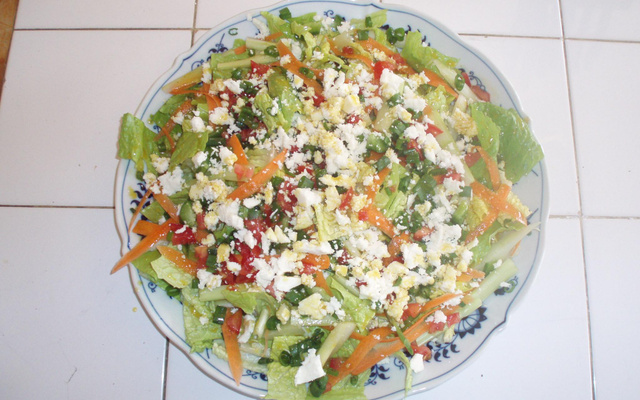Salada maravilha com molho de mel e mostarda