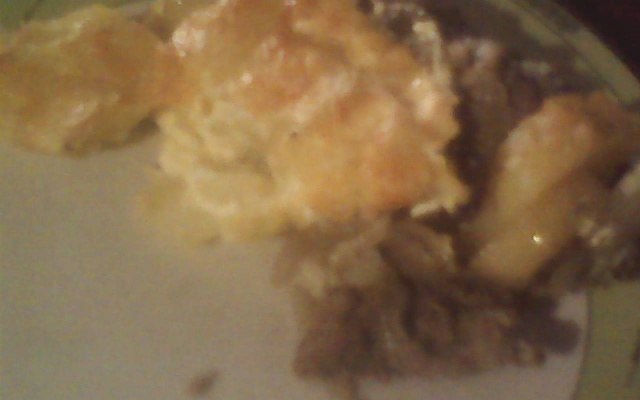 Carne moída com batatas ao forno