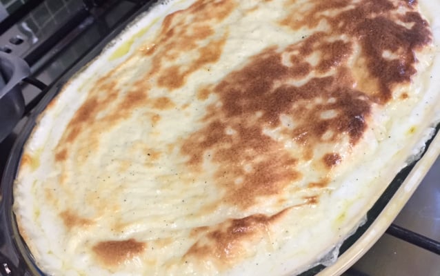 Bacalhau ao molho branco e purê