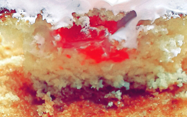 Cupcake delícia de cereja da Marcela