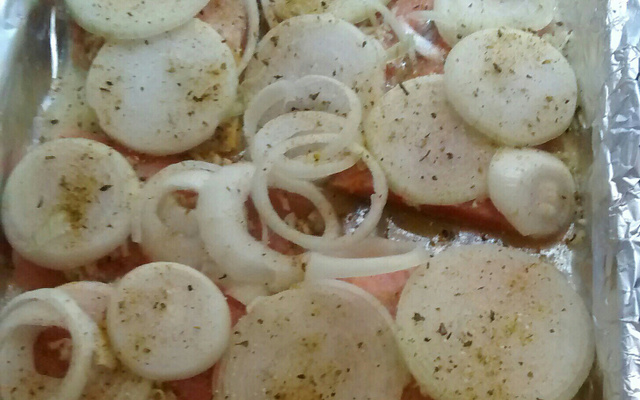 Salmão ao alho e óleo