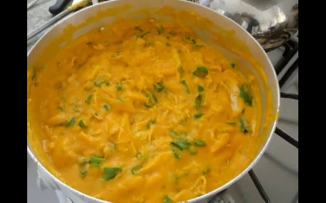 Creme de galinha para festas