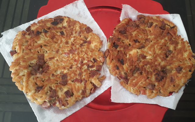 Omelete de macarrão