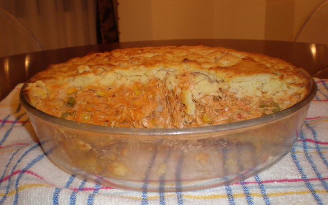 Empadão de frango supimpa (com massa de ricota e fécula de batata)