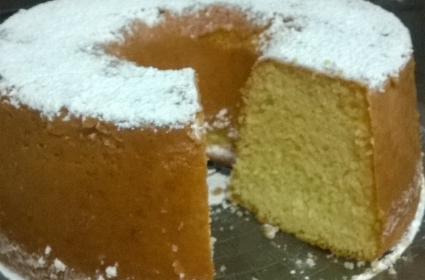 Bolo de fubá molhadinho