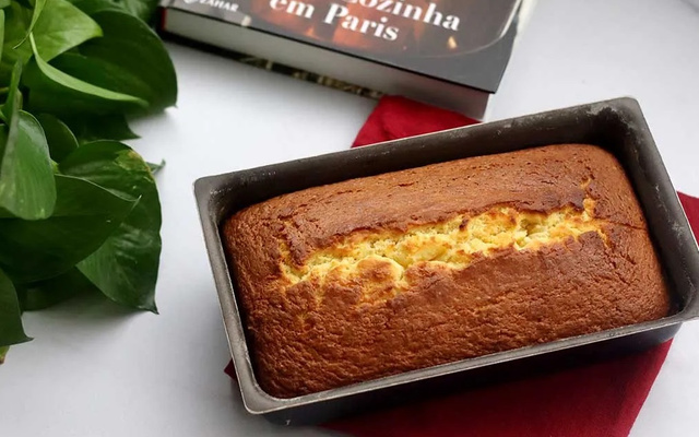 Bolo de laranja com louro