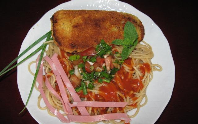 Macarrão com empanado