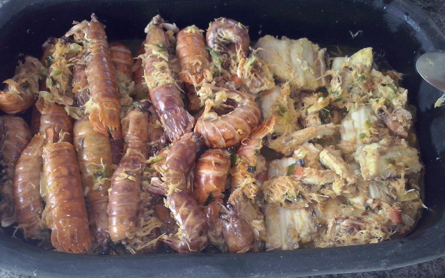 Moqueca de lagostin com siri à baiana