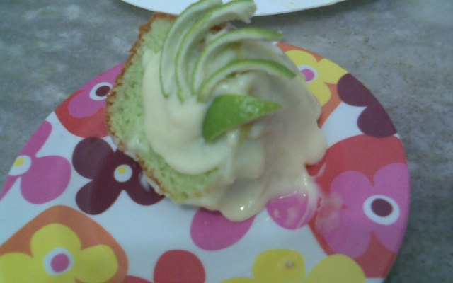 Bolo de gelatina de limão