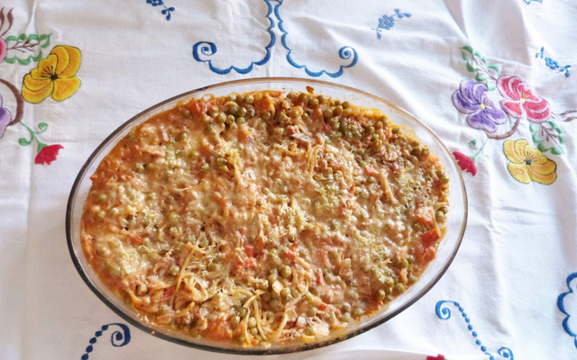 Macarrão com atum ao forno