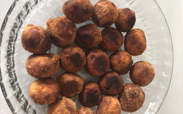 Bolinho de bacalhau com aipim
