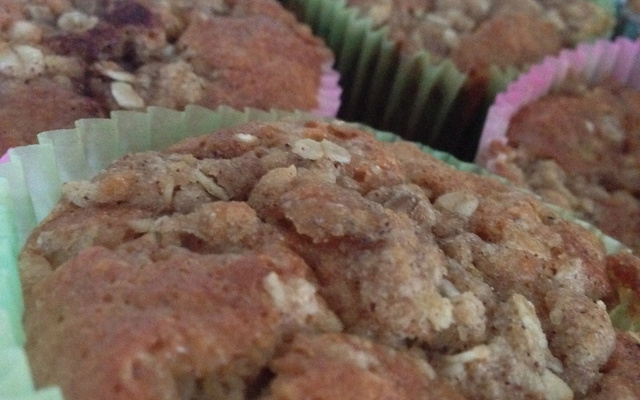 Bolinho integral de maçã e banana