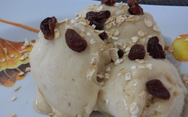 Sorvete de banana cremoso feito só com bananas (delicioso!)