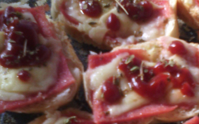 Pão quente sabor pizza