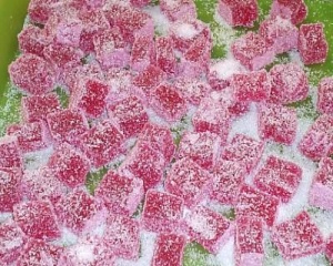 Balas de goma de bricadeirinha