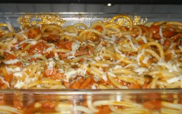 Espaguete à Bolonhesa de Mortadela